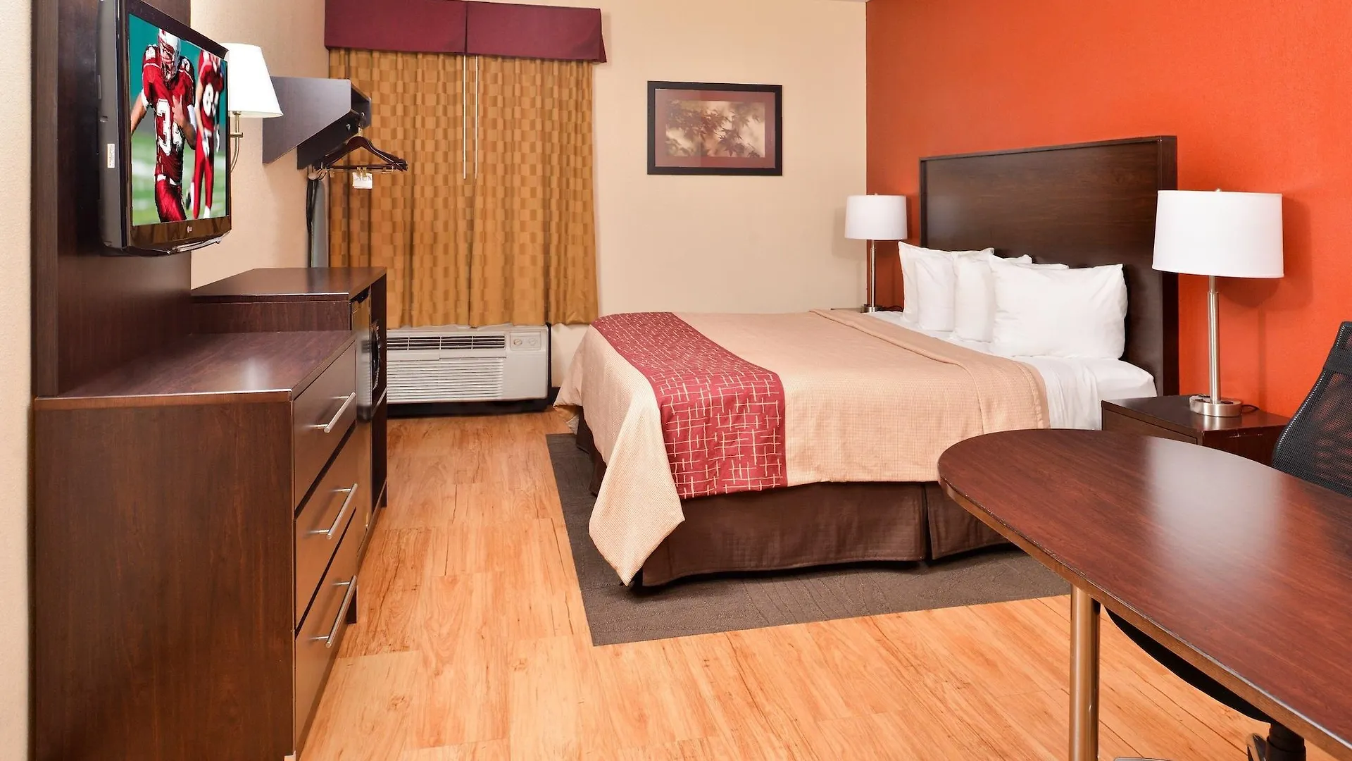 Red Roof Inn & Suites Columbus West Broad 2*,  United States
