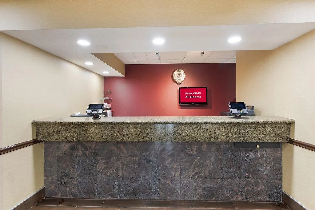Red Roof Inn & Suites Columbus West Broad 2*,